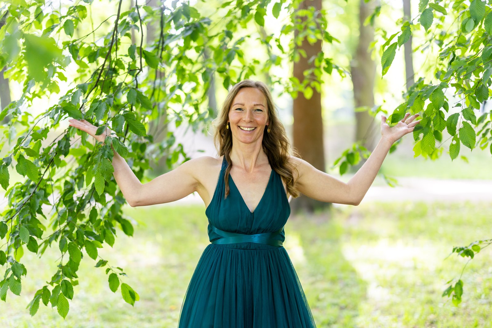 Dr. Julia König
